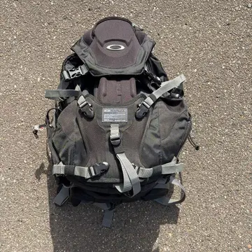 OAKLEY 오클리 백팩 택티컬 y2k