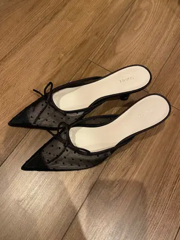 SNIDEL 도트 튤 리본 펌프스