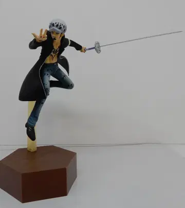 반프레스토 제일복권 원피스 밀짚모자 일당, 항해의 궤적 D상 로우 피규어