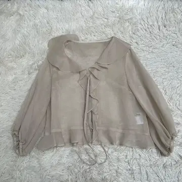 KOKIA 코키아 프릴 칼라 시어 블라우스 상의 베이지