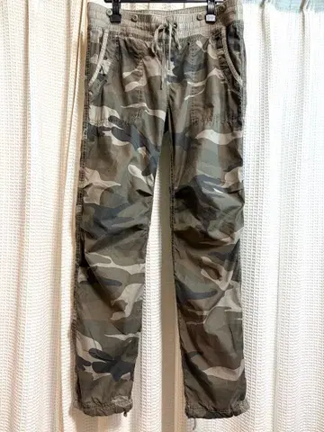 새상품급!! goa 카모플라쥬 카고 팬츠 밑단 스트링