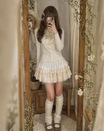axes femme 계 꽃 모티브 레이스 가디건 모리걸 히메갸루