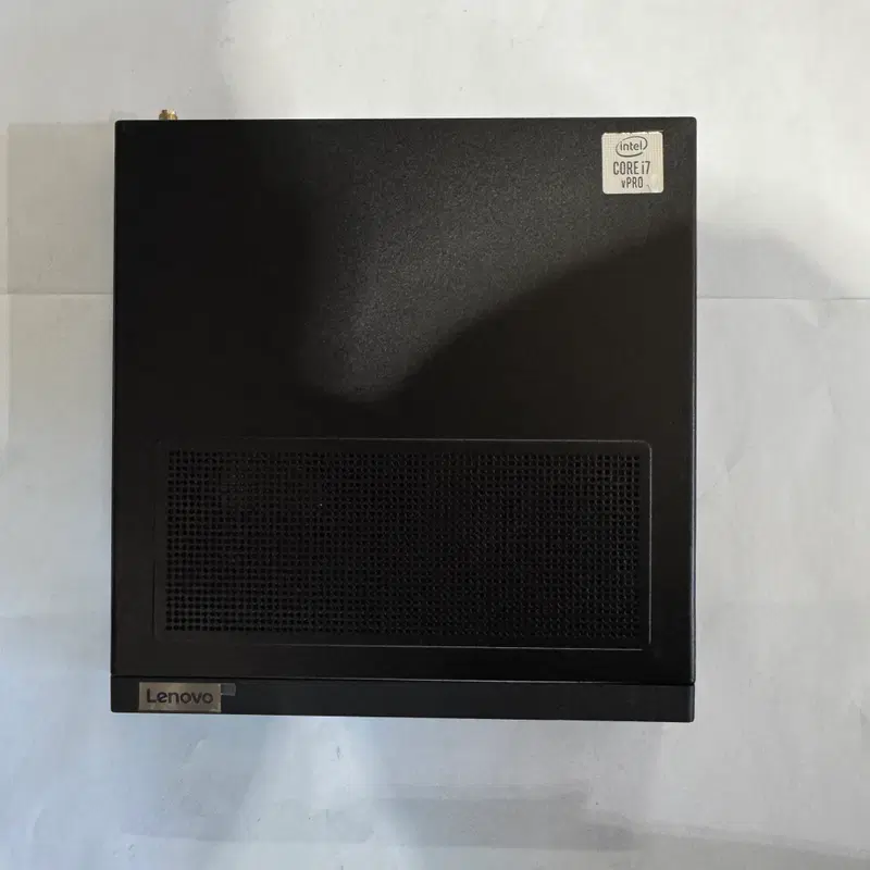 레노버 ThinkStation P340 I7 미니 PC 판매합니다