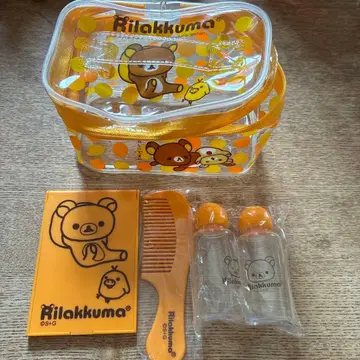 트래블 파우치 리락쿠마 컴팩트 거울 빗 미니 보틀 2개 미사용