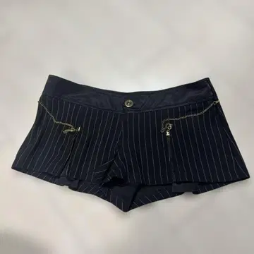 미사용 새상품 d.i.a. 블랙 스트라이프 숏팬츠 M