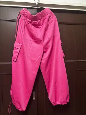 핑크 카고 팬츠 저지