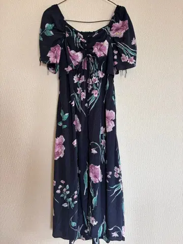 레이디메이드 플라워 프린트 원피스 네이비