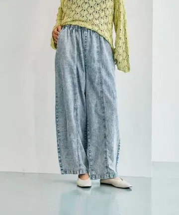 [미개봉 새상품] 이지 코쿤 데님 팬츠 LEPSIM