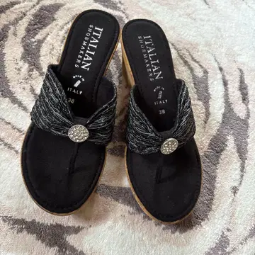 ITALIAN SHOEMAKERS 샌들 38사이즈 블랙
