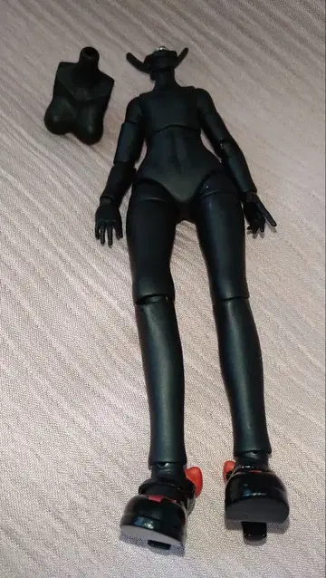 Cooze 악마뿔 시크릿 바디 가슴 부품 블라인드 인형