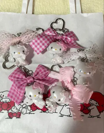 챠미키티 시크릿 키링 산리오