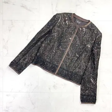 새상품급 듀얼뷰 페이즐리 무늬 노카라 자켓 브라운 42*ND151