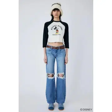 [ moussy ] 로우라이즈 와이드 플레어 데님 팬츠 23