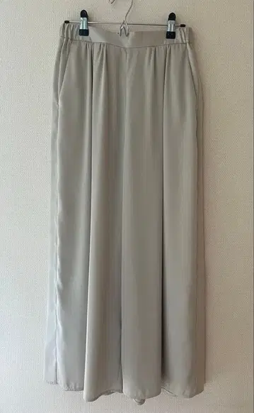 새상품 레이디 랙 루카 베이지 와이드 팬츠