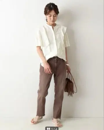 FRAMeWORK 프레임워크 린넨레이온 프릴 블라우스