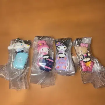 산리오 캐릭터즈 헤이세이 갸루 참 가챠 4종 세트