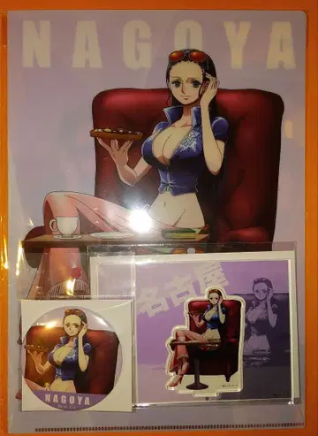 원피스 무기와라 스토어 지역 한정 로빈 세트