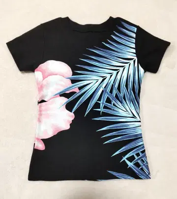 하이비스커스 갸루 T셔츠 블랙 화려함