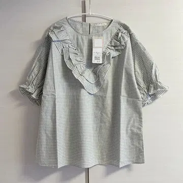 에카 소포 절개 프릴 블라우스 민트