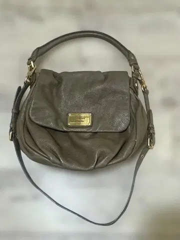 MARC BY MARC JACOBS 그레이지 가죽 핸드백