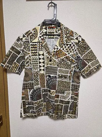 BARENA NEPENTES 반팔 셔츠 사이즈 46 바레나 네펜데스