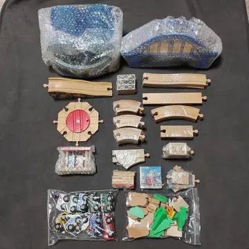 토이저러스 이매지나리움 레일 자석 연결 기관차 스트럭처 여러 가지