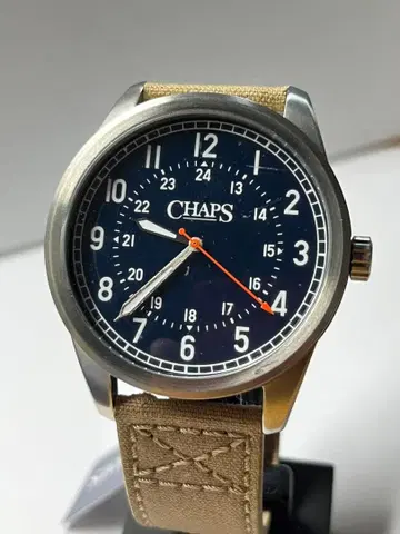 새상품급 CHAPS CHP-5010 네이비 x 카키 손목시계