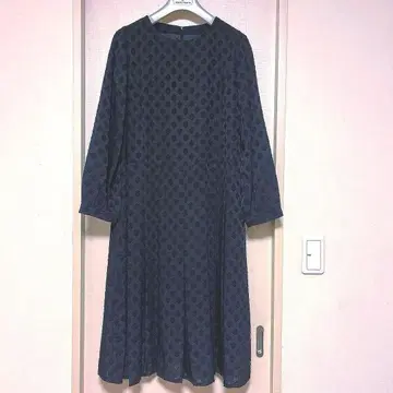 미사용 새상품 센소유니코 tb 블랙 원피스 40