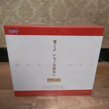 [ 미개봉품 ] 유키 미쿠 딸기 시로무쿠 Ver.