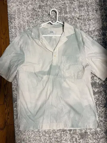 COS 릴랙스핏 반팔 셔츠