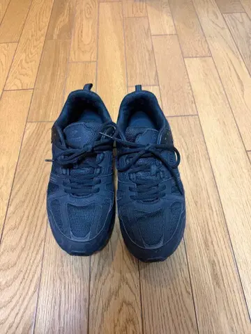 방수 기능 러닝화 블랙