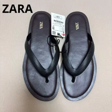 ZARA 가죽 샌들