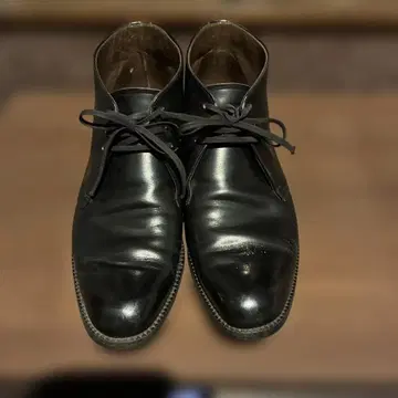 REGAL 블랙 가죽 처카 부츠