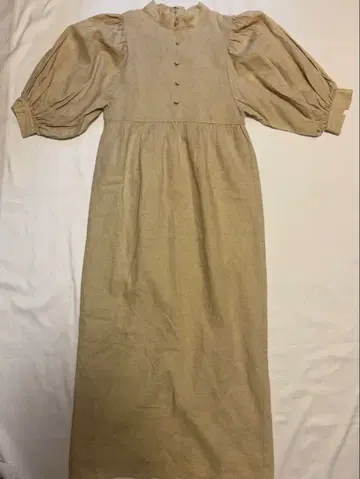 극미품 [Acka.] 린넨 혼방, 퍼프 슬리브 롱 원피스 반팔 베이지