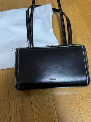 stand oil 백 블랙