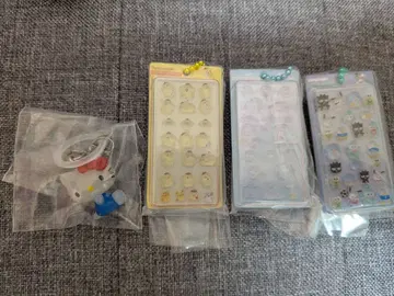 산리오 본드로 가챠 3종 키티 메지루시 액세서리