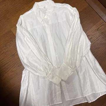 프리미어 아롱디스망 화이트 린넨 혼방 긴팔 셔츠