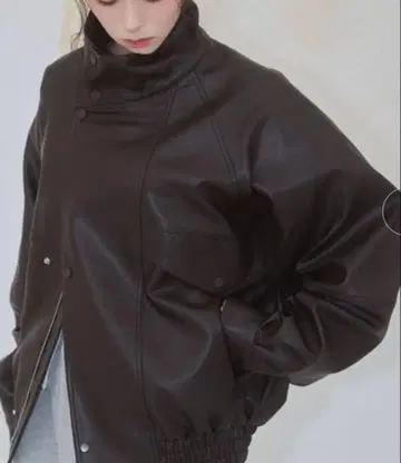 ENVYM 스탠드 카라 가죽 자켓 브라운