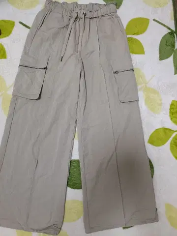 리즈레이 베이지 워크 팬츠 지퍼 포켓 여성용