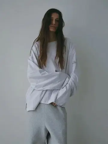 새상품급 ETRE TOKYO 컷오프 커프스 롱Tee GREY