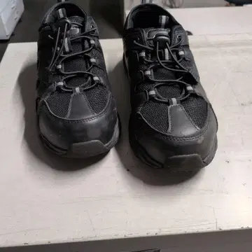 ArrowMax 블랙 안전화