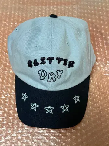 [새상품급] ILLIT GLITTER DAY IN SEOUL 볼캡