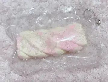 핑크 마쉬멜로우 스퀴즈 반짝이는 디저트 케이크 딸기 밀크