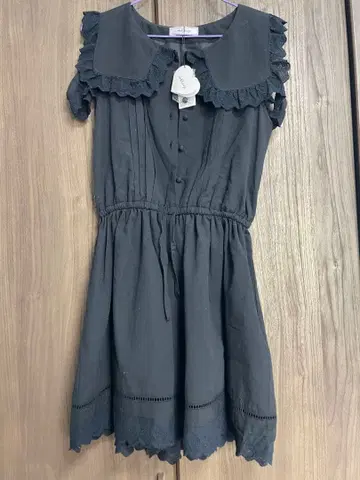 앙크루즈 큐롯 원피스 M 프릴 지뢰