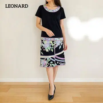 새상품급 LEONARD 셋업 반팔 40 꽃무늬 네이비 상하의 세트