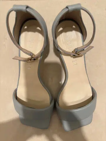 새상품급 LE TALON 블루 샌들 24cm