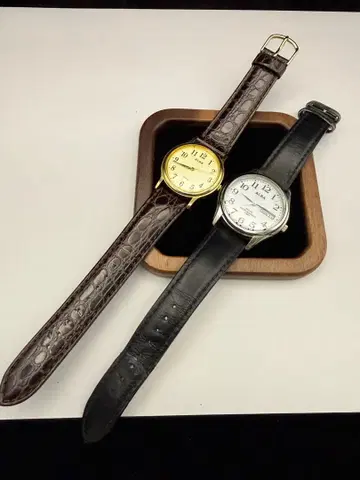 ALBA 손목시계 솔라 데이데이트 골드 빈티지 M14