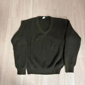 프랑스제 Steeve V넥 커맨드 스웨터 / 밀리터리 니트