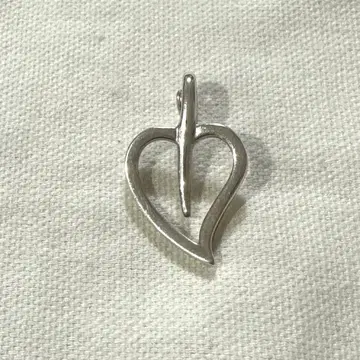 호아킨 베라오 펜던트 탑 하트 실버 925 한정판 디자인