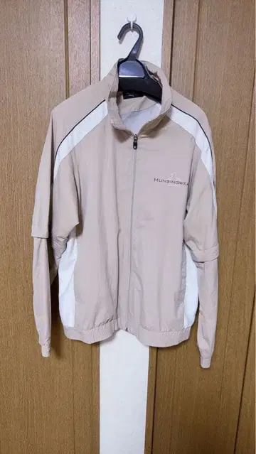 MUNSINGWEAR 나일론 자켓 베이지 L 사이즈 남성용 골프웨어